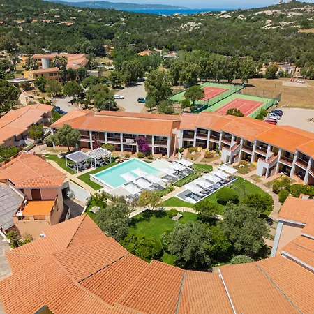 Felix - Costa Serena Apart-hotel 4*