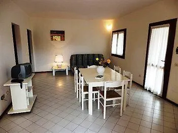 Aparthotel Ahr Costa Serena Village