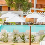 公寓式酒店 Felix - Costa Serena 帕劳