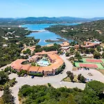 公寓式酒店 Felix - Costa Serena 帕劳