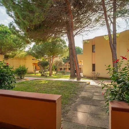 Felix - Costa Serena 아파트호텔 팔라우