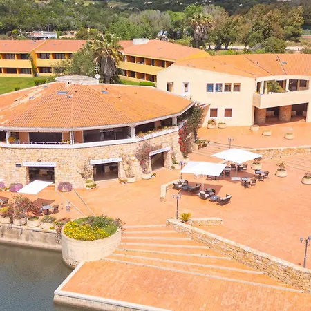 Felix - Costa Serena 팔라우