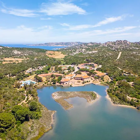 Aparthotel Felix - Costa Serena