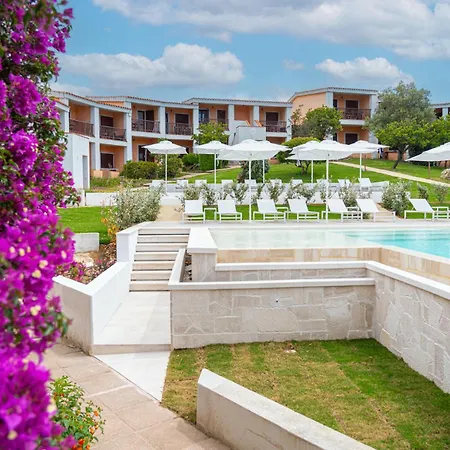 아파트호텔 Felix - Costa Serena 4*