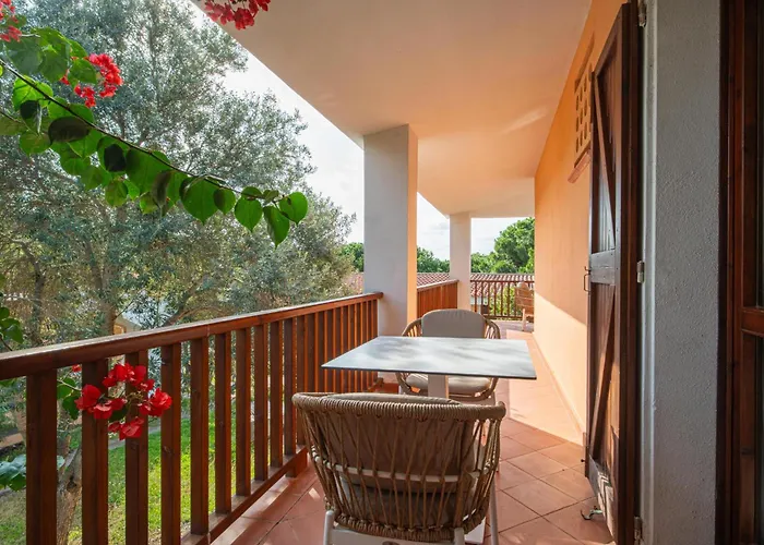 Felix - Costa Serena Hotel apartamentowy 4*