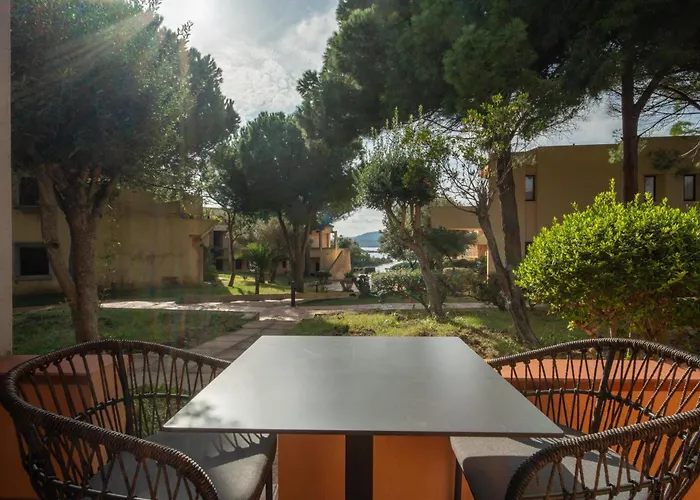 Hotel apartamentowy Felix - Costa Serena 4*